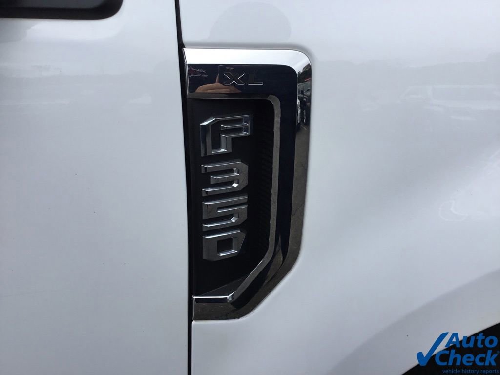 Used 2022 Ford F350 XL w/ Power Equipment Group image 19