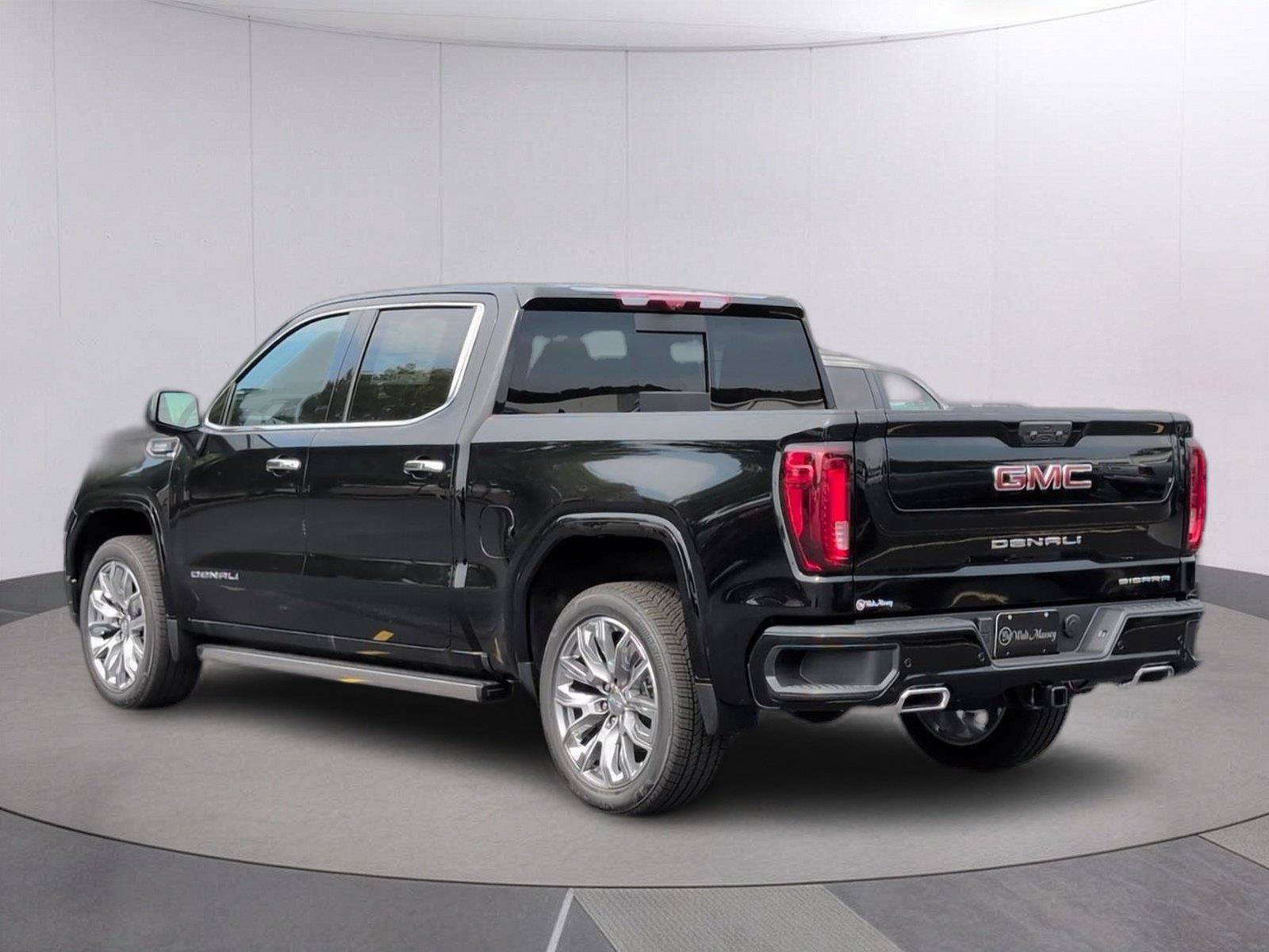 New 2026 GMC Sierra 1500 Denali w/ Denali Reserve Package AWD/4WD image 3