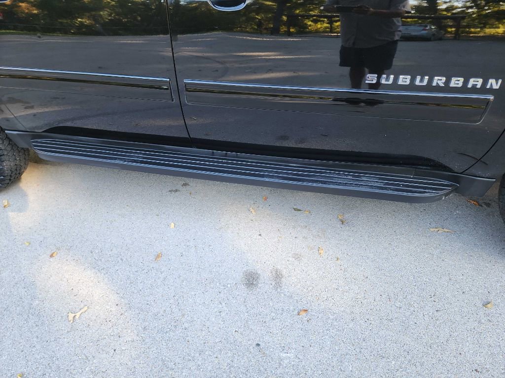 Used 2010 Chevrolet Suburban 2500 LS w/ Skid Plate Package image 10