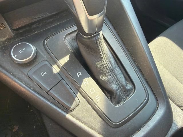 Used 2016 Ford Focus SE FWD image 28