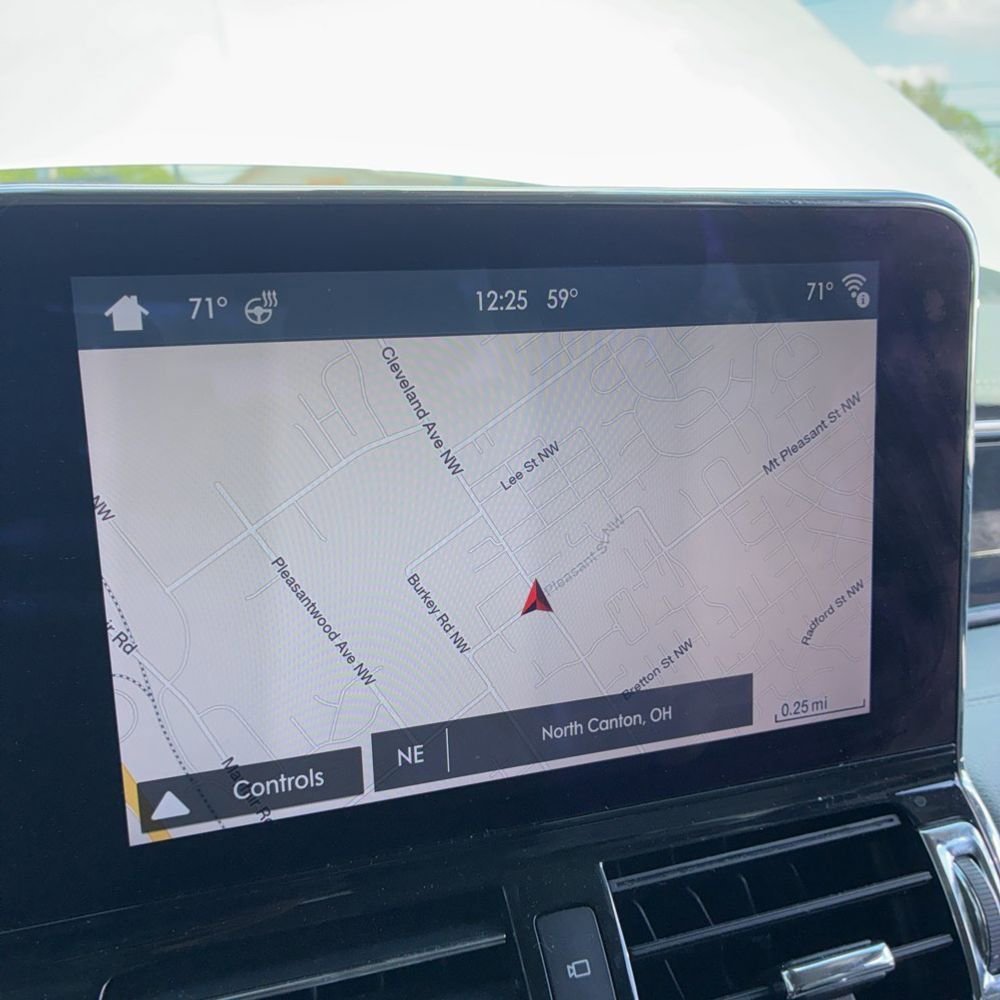 Used 2019 Lincoln Navigator Select AWD/4WD image 12
