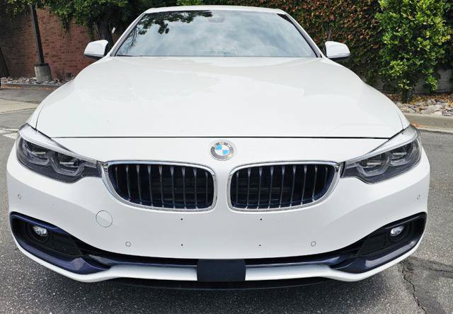 Used 2019 BMW 430i Coupe w/ Executive Package RWD image 2