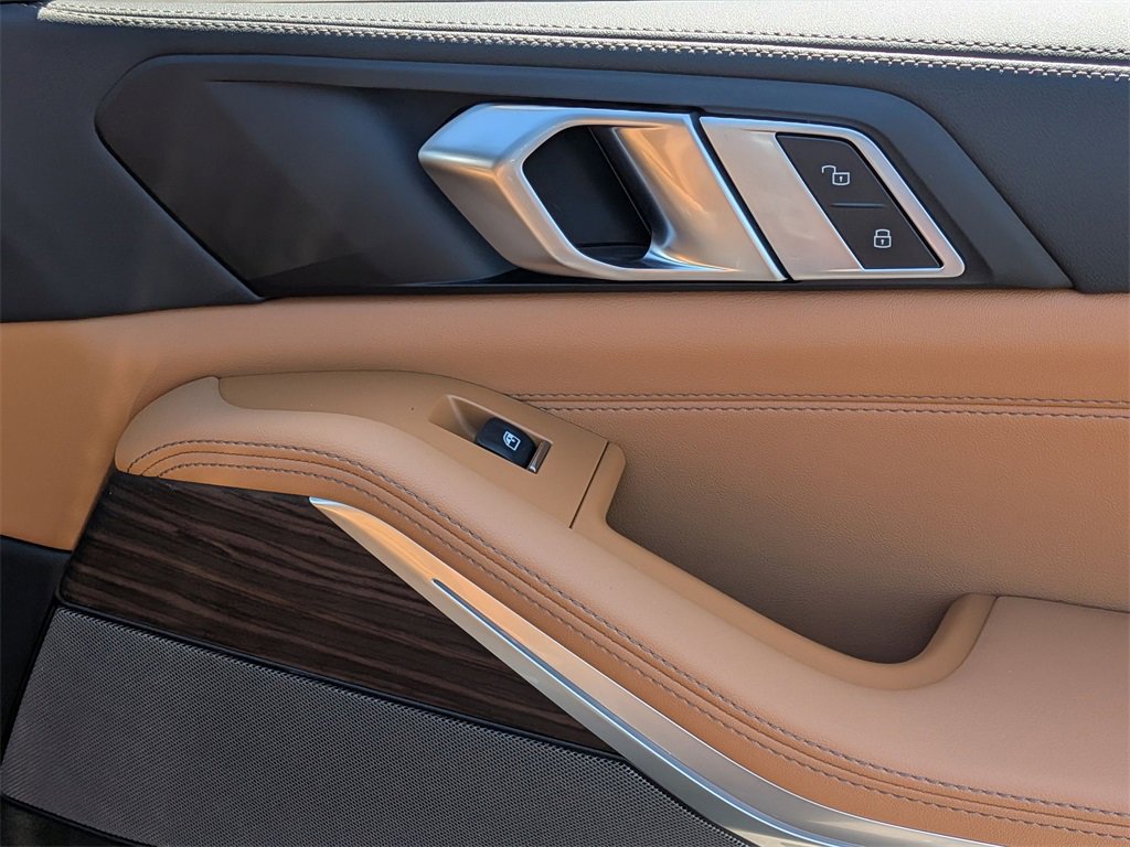 New 2026 BMW X5 sDrive40i image 18