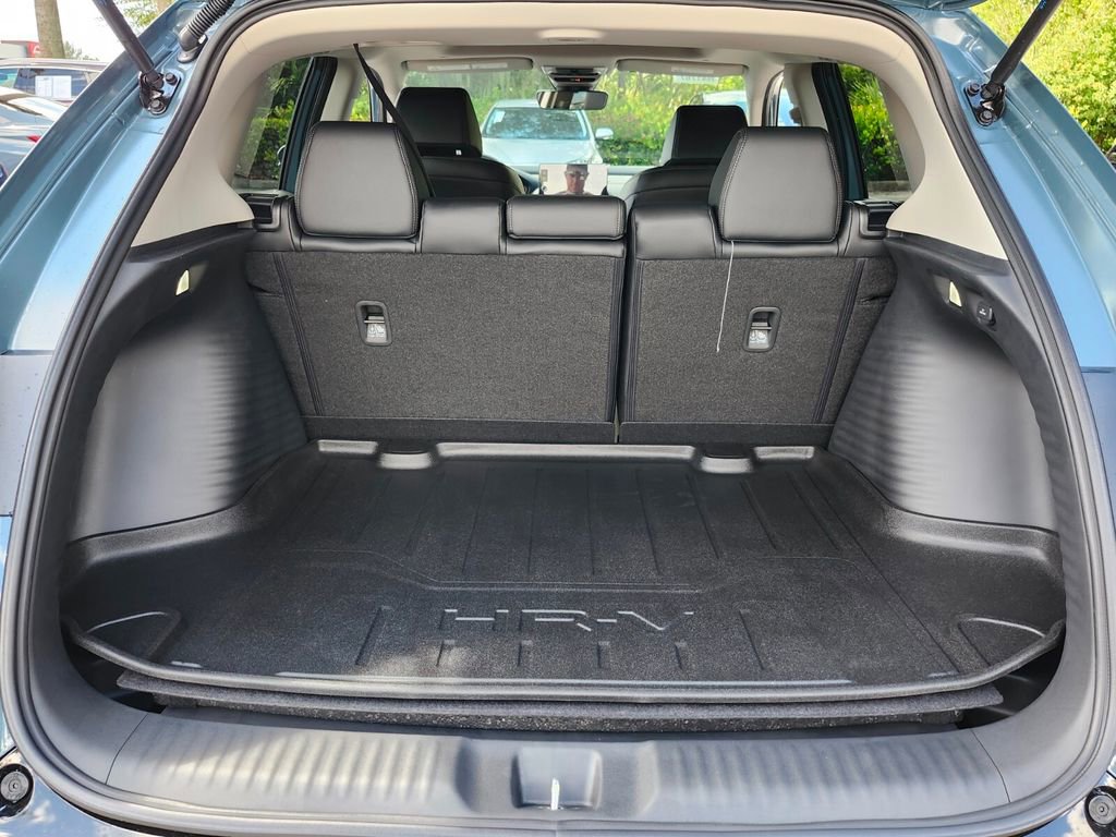 New 2026 Honda HR-V EX-L image 10