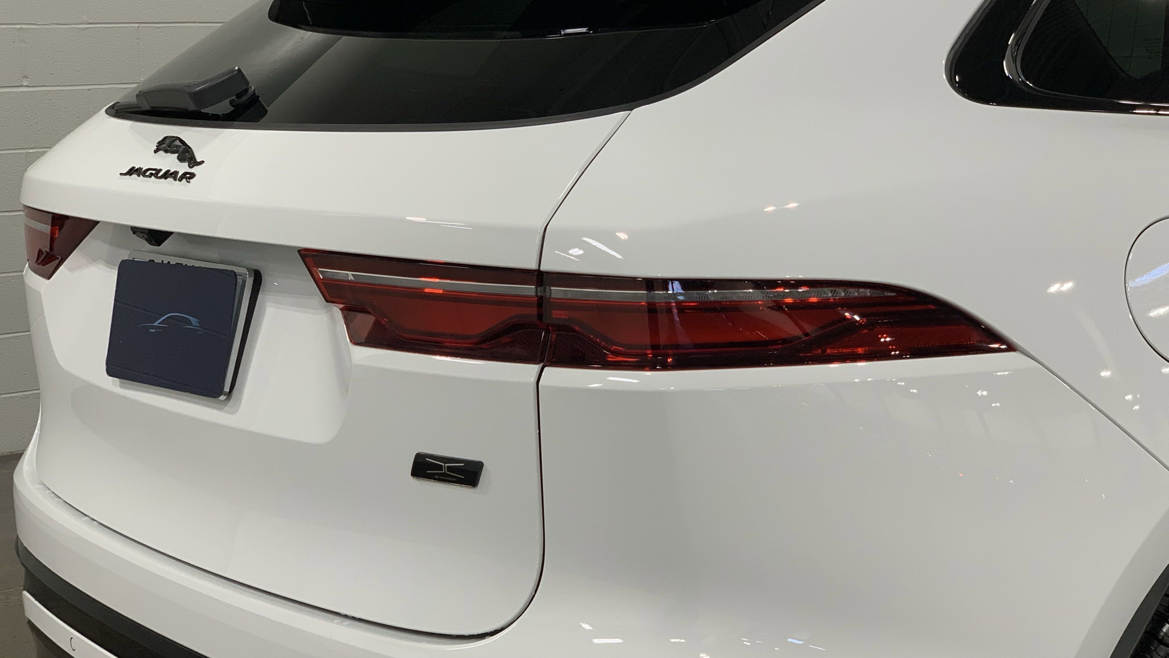New 2026 Jaguar F-PACE R-Dynamic S image 18
