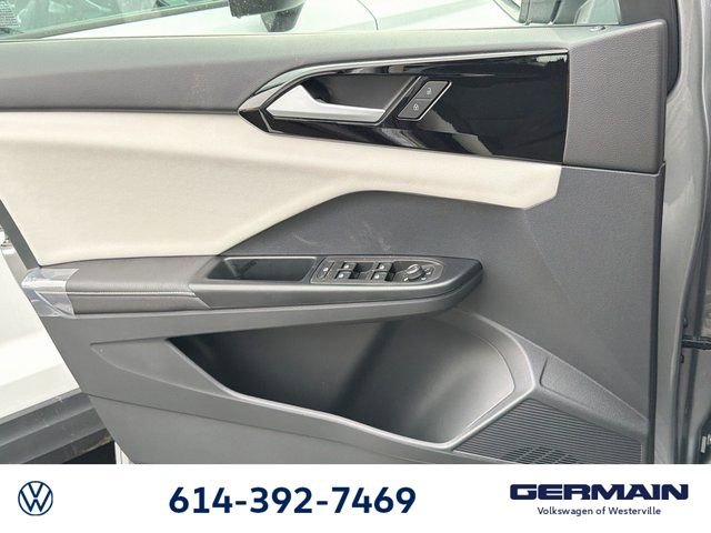 New 2026 Volkswagen Taos S image 23