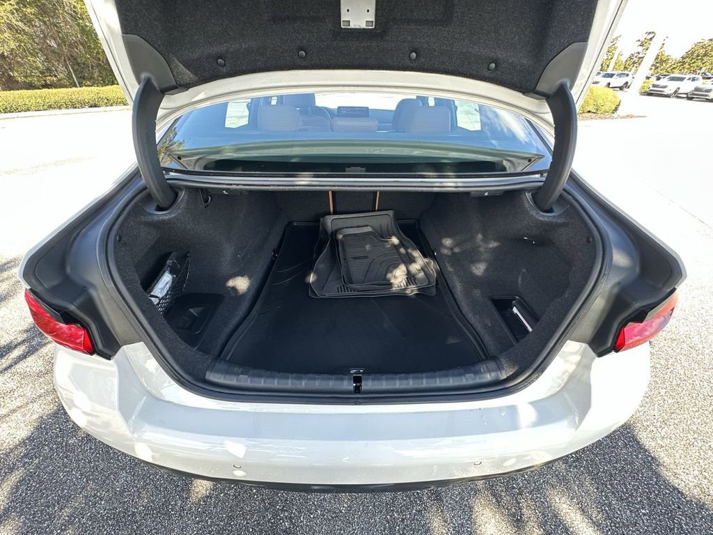 Certified 2023 BMW 540i w/ M Sport Package image 28