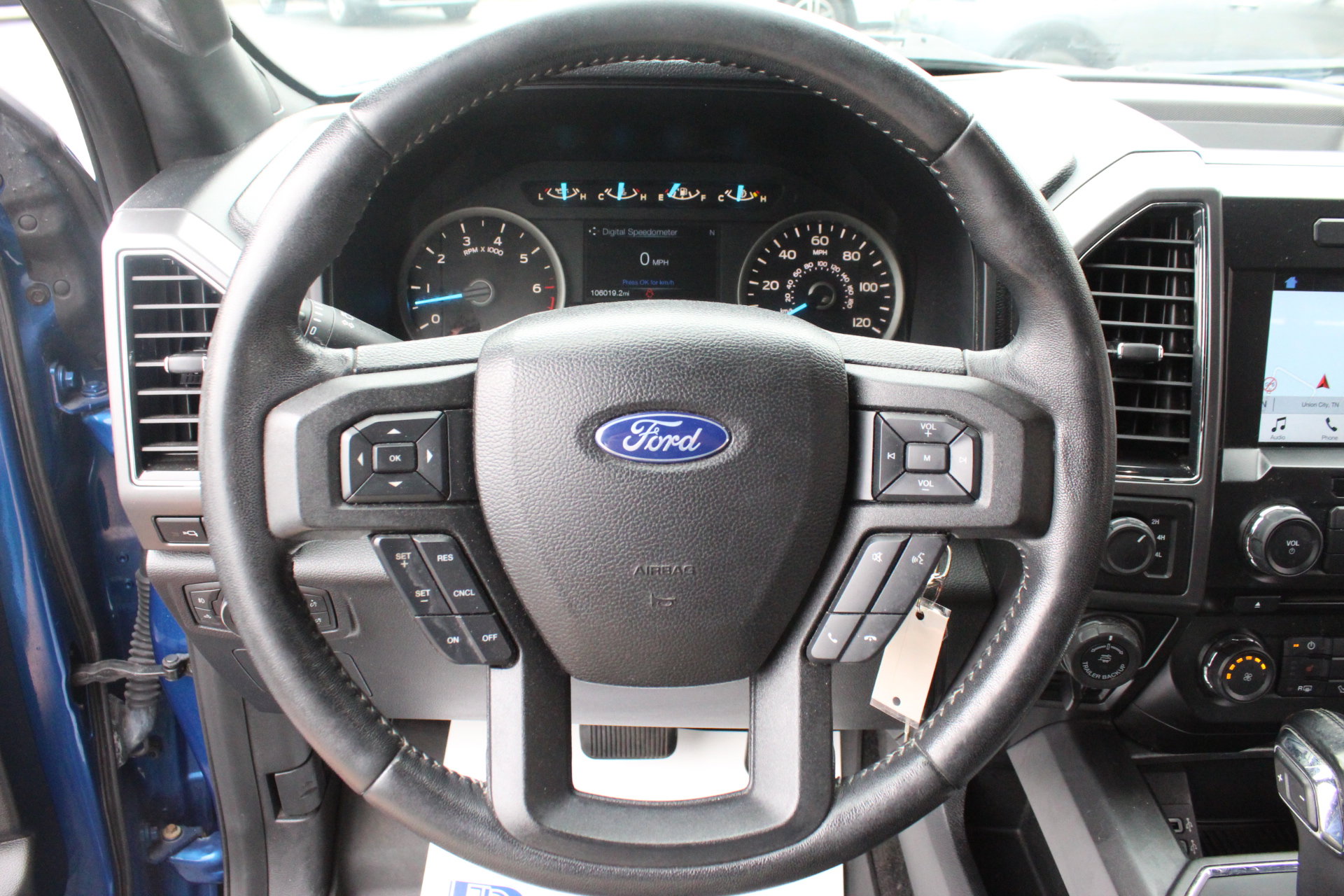 Used 2017 Ford F150 XLT w/ Equipment Group 302A Luxury AWD/4WD image 16