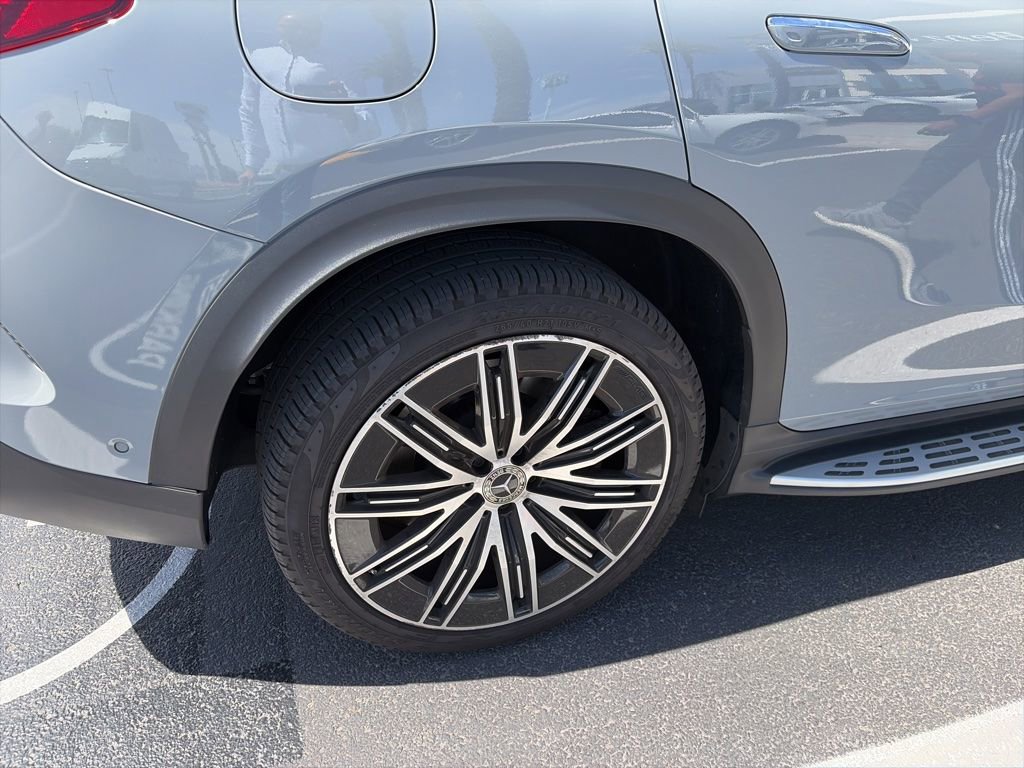 Used 2023 Mercedes-Benz EQE 500 4MATIC SUV image 3