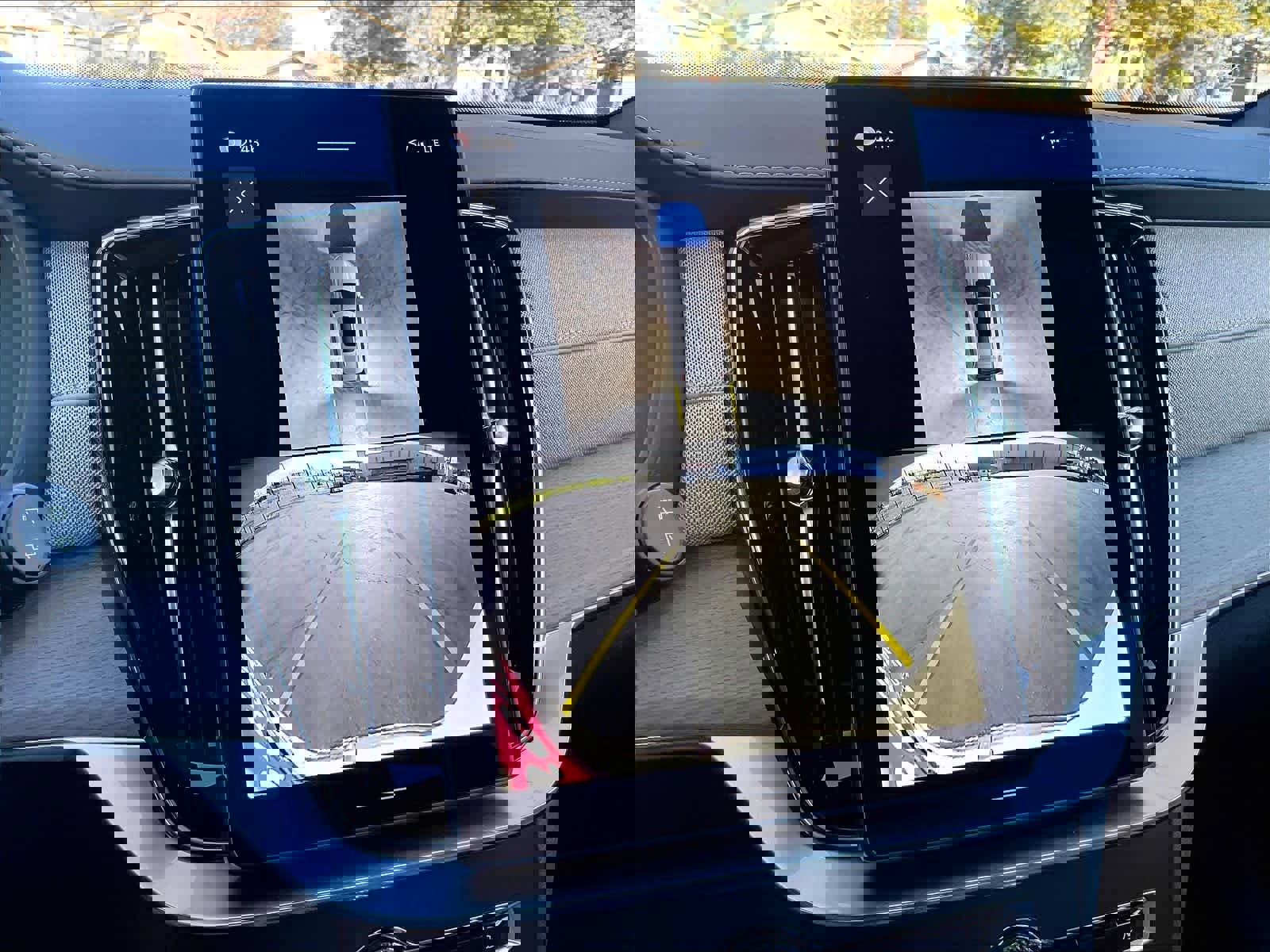 New 2026 Volvo XC90 T8 Plus w/ Protection Package Premier image 20