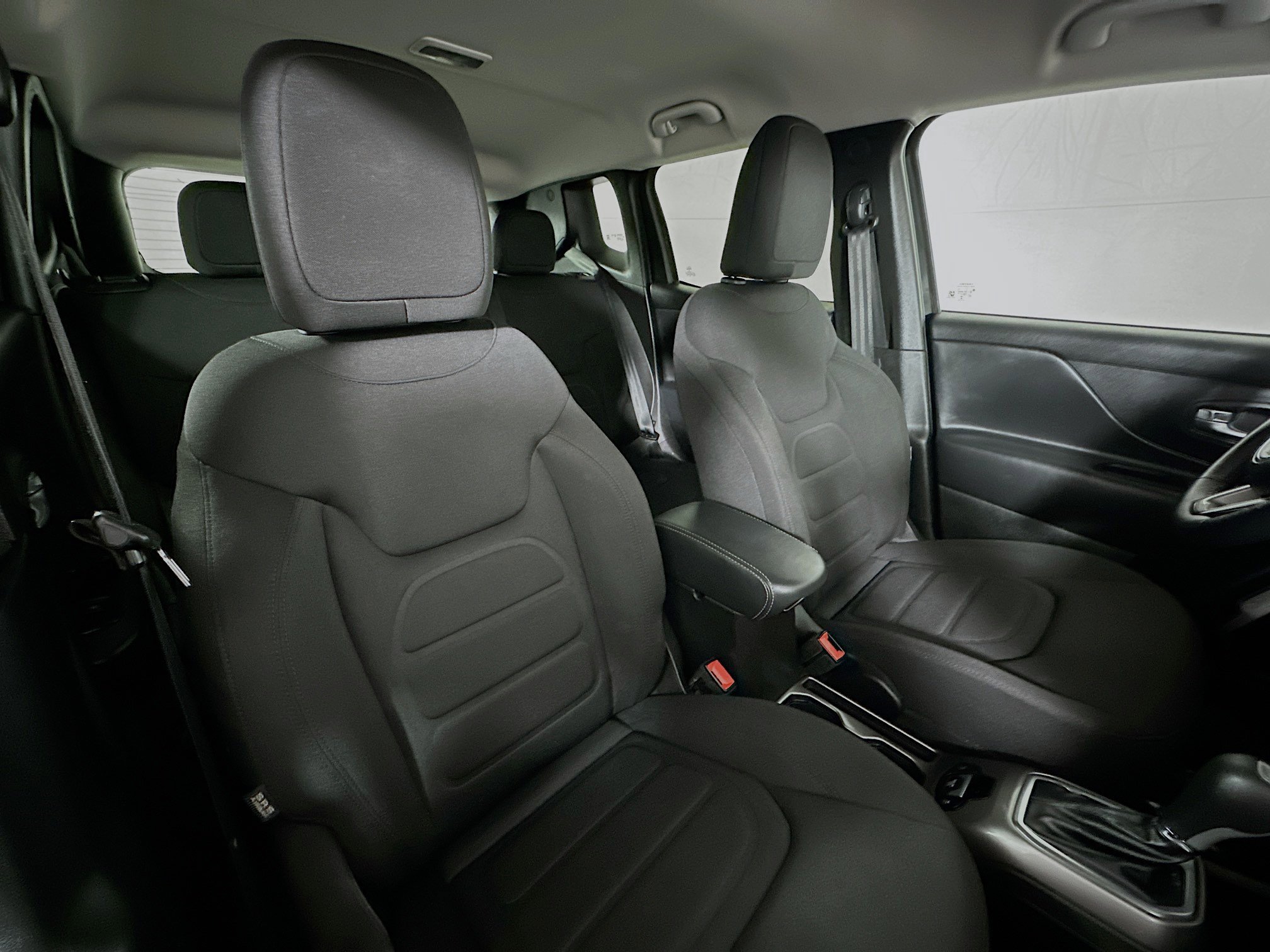 Used 2022 Jeep Renegade Latitude w/ Convenience Group image 26