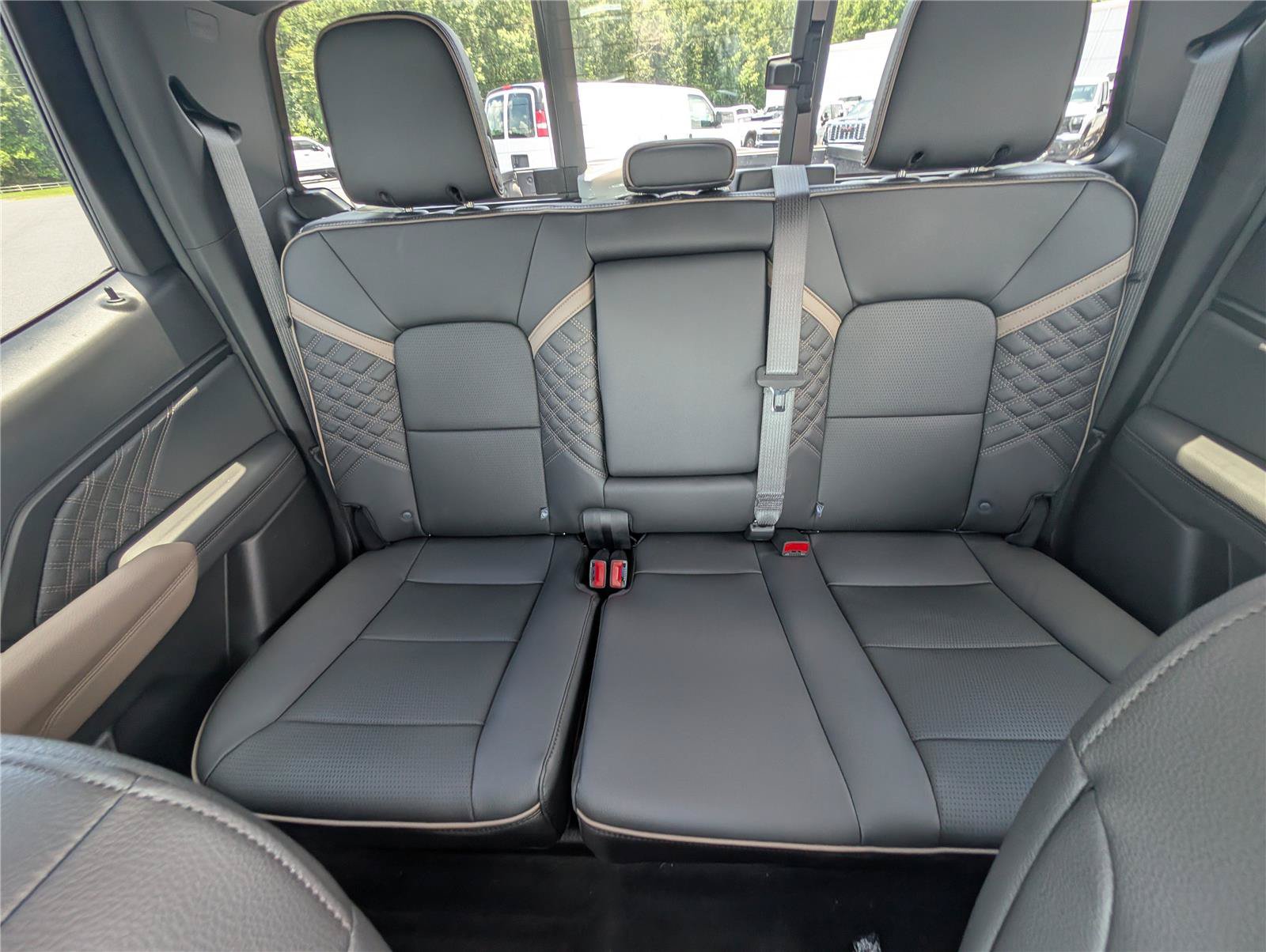 New 2026 GMC Canyon Denali AWD/4WD image 36