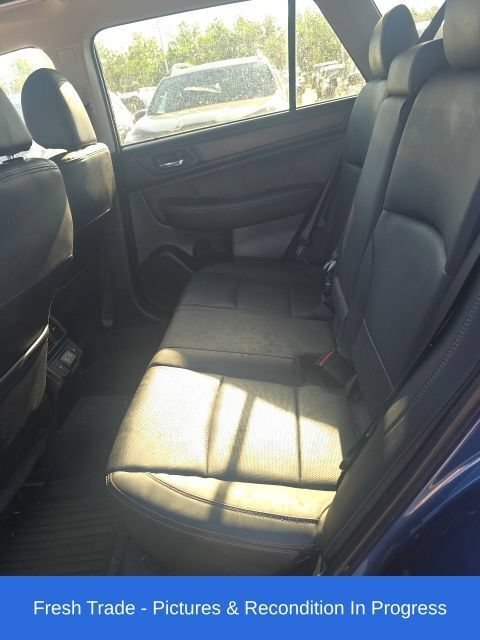 Used 2019 Subaru Outback 2.5i Limited AWD/4WD image 19