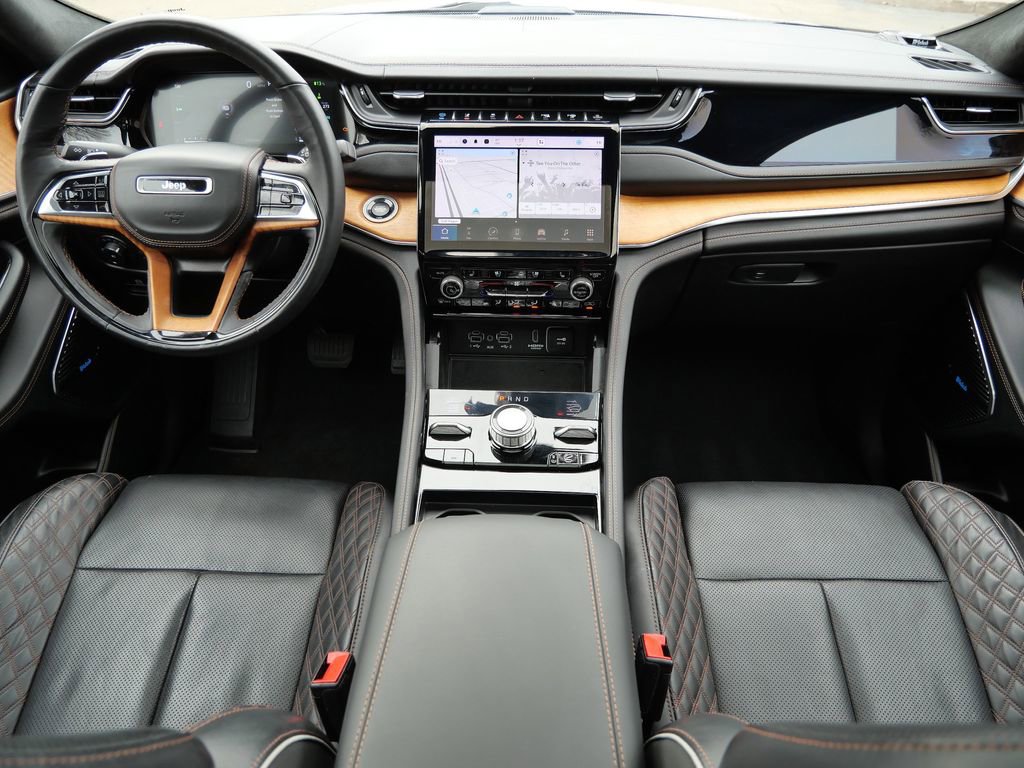 Used 2022 Jeep Grand Cherokee Summit image 32