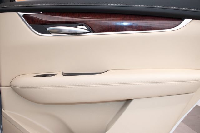 Used 2019 Cadillac XT5 Luxury FWD image 13