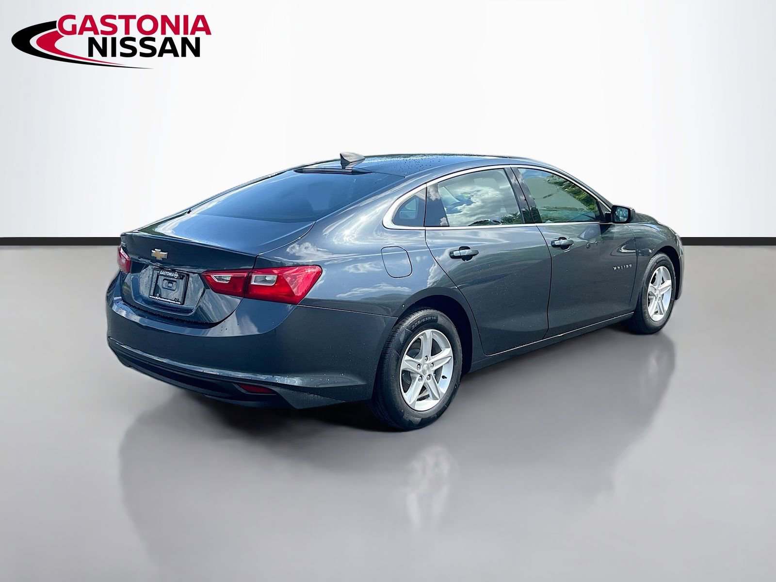 Used 2019 Chevrolet Malibu LS image 9
