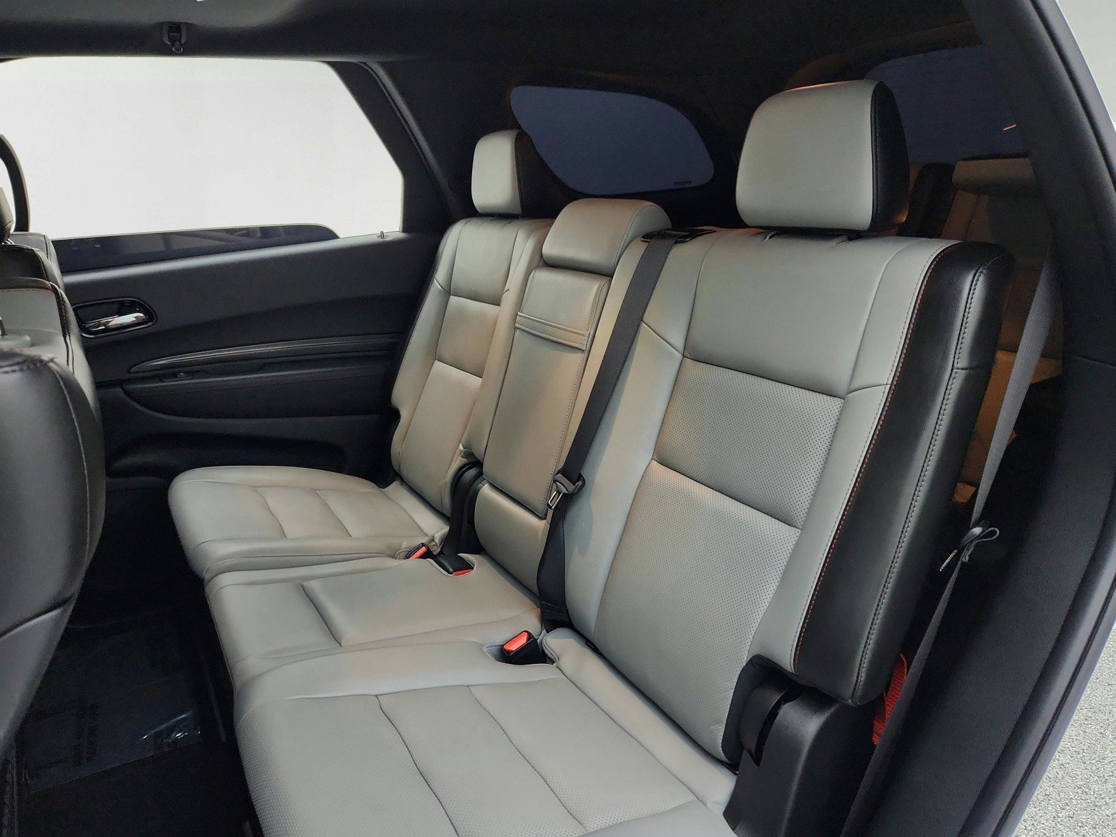 Used 2024 Dodge Durango GT RWD image 26