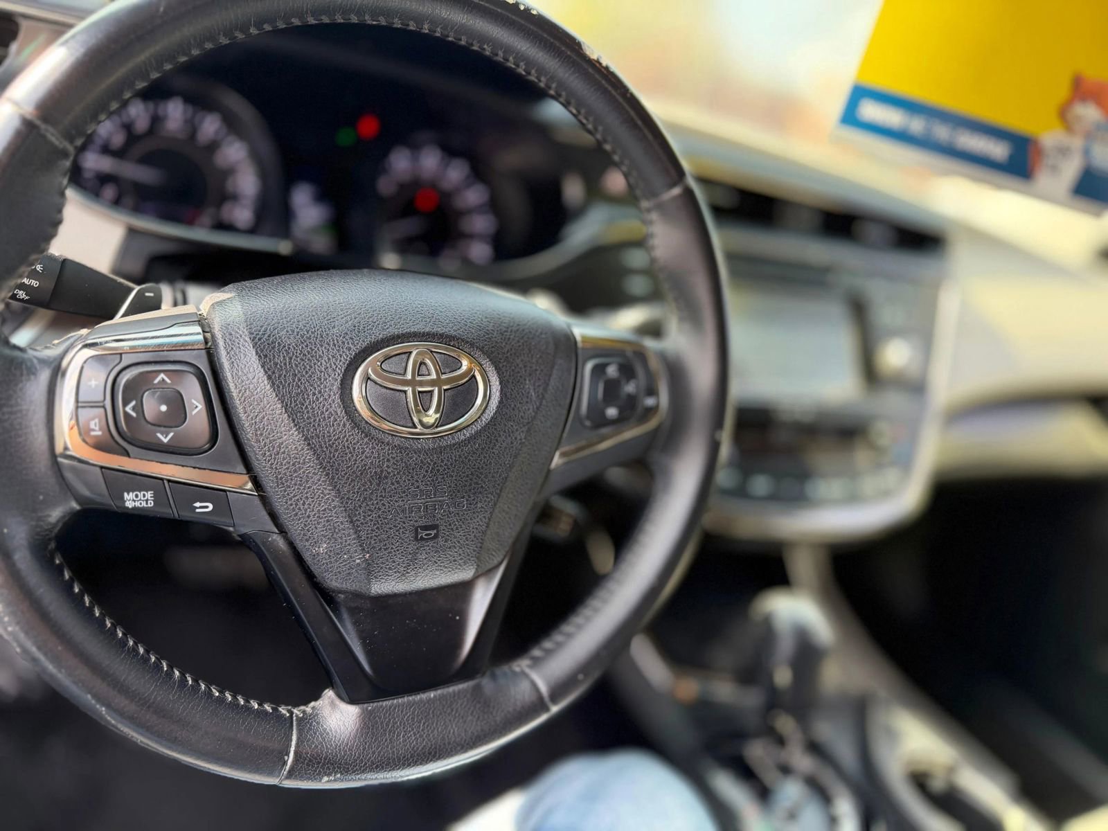 Used 2016 Toyota Avalon XLE FWD image 12