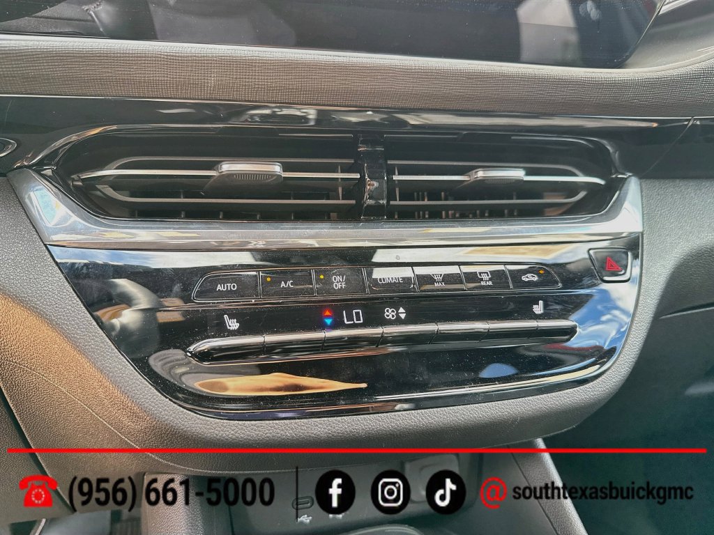 Used 2026 Buick Envista Sport Touring FWD image 18