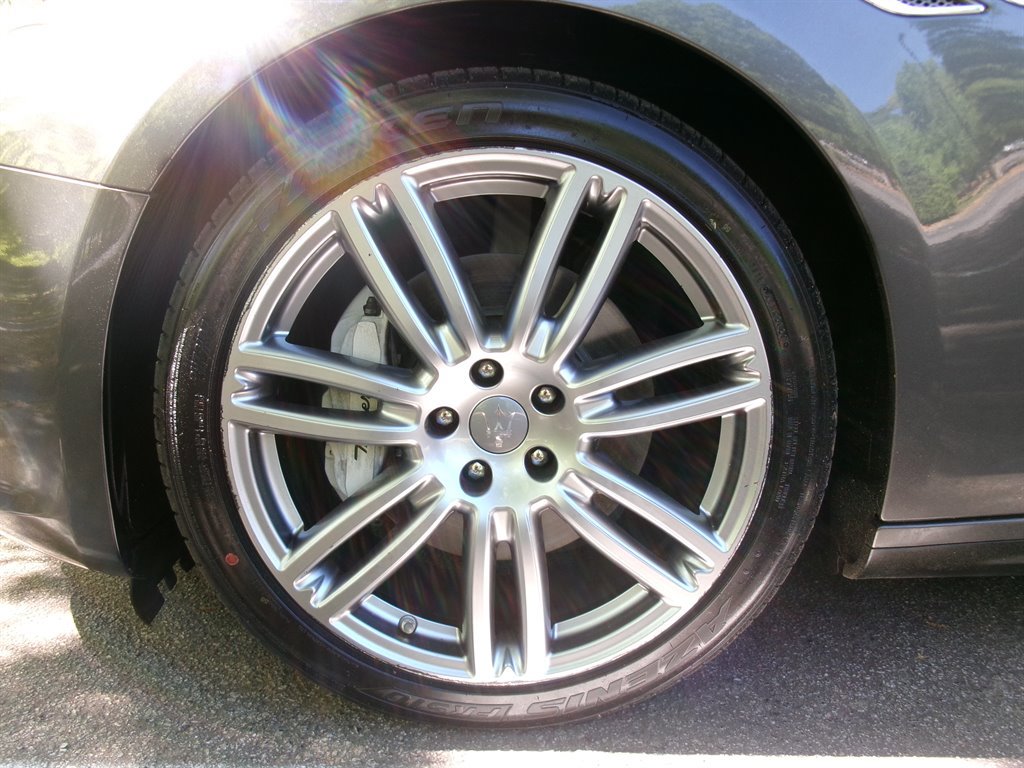 Used 2016 Maserati Ghibli RWD image 42