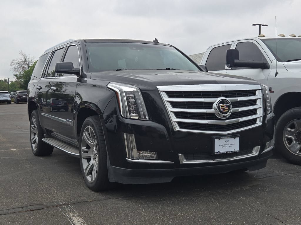 Used 2015 Cadillac Escalade Luxury AWD/4WD image 3