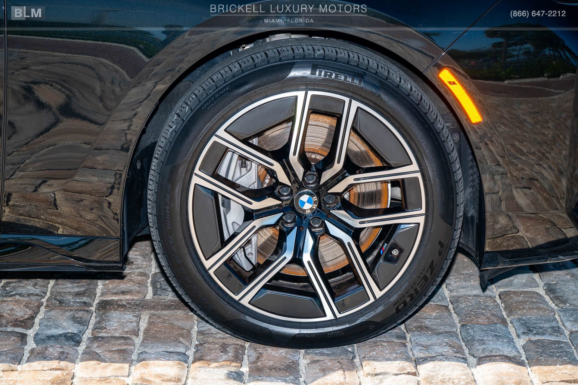 Used 2024 BMW 760i xDrive AWD/4WD image 44