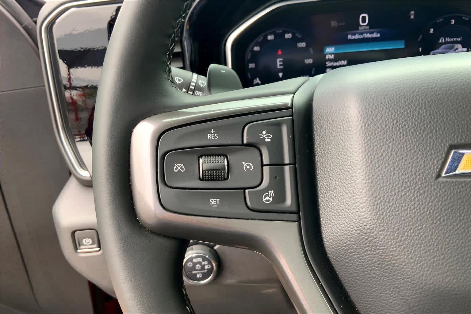 Used 2024 Chevrolet Silverado 1500 High Country w/ Z71 Off-Road Package AWD/4WD image 24