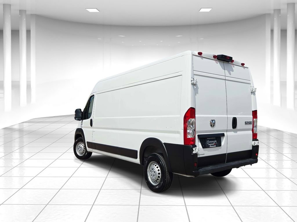 Used 2026 RAM ProMaster 2500 w/ Convenience Group FWD image 5