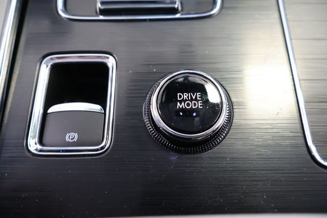 New 2025 Lincoln Aviator 2WD w/ Jet Appearance Package image 30