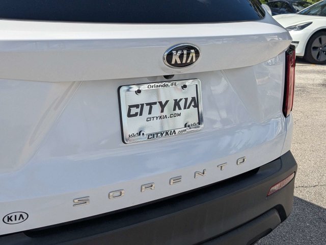 Used 2021 Kia Sorento LX FWD image 13