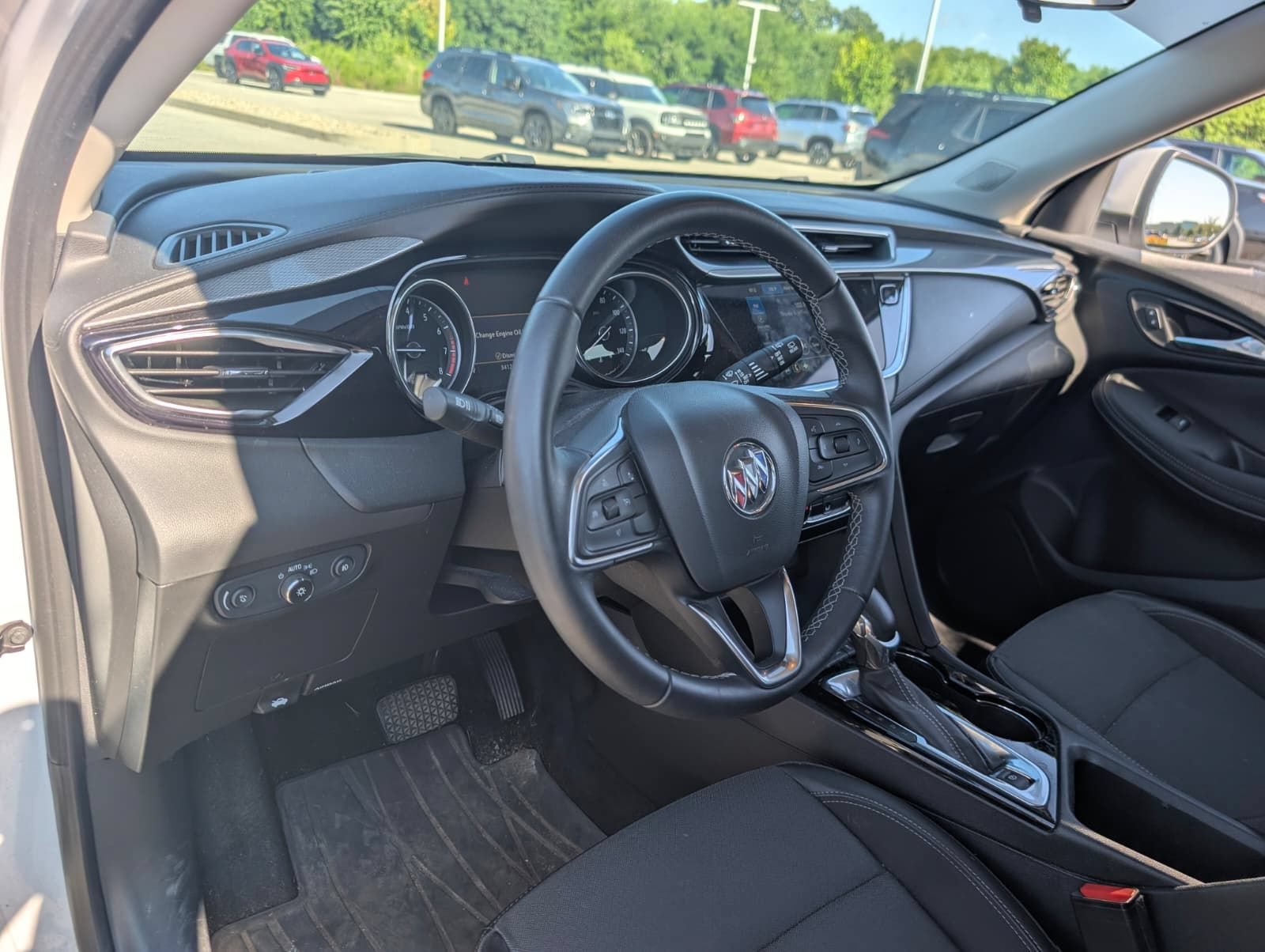 Used 2022 Buick Encore GX Preferred w/ Cold Weather Comfort Package AWD/4WD image 23