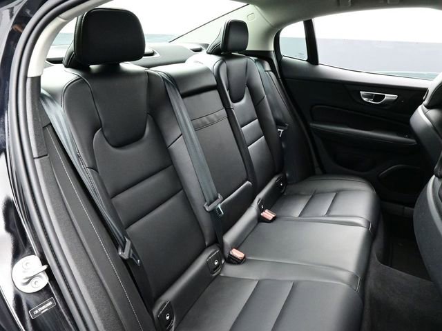 Used 2024 Volvo S60 B5 Core image 15