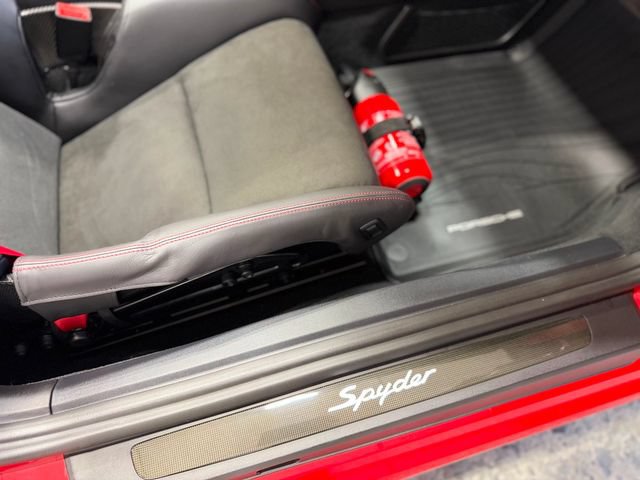 Used 2022 Porsche 718 Boxster Spyder RWD image 28
