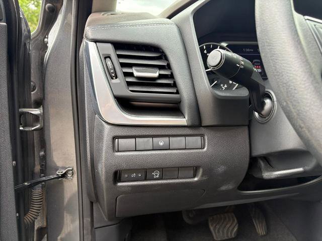 Certified 2023 Nissan Rogue SV image 17