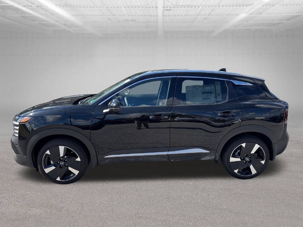 Certified 2025 Nissan Kicks SR AWD/4WD image 2