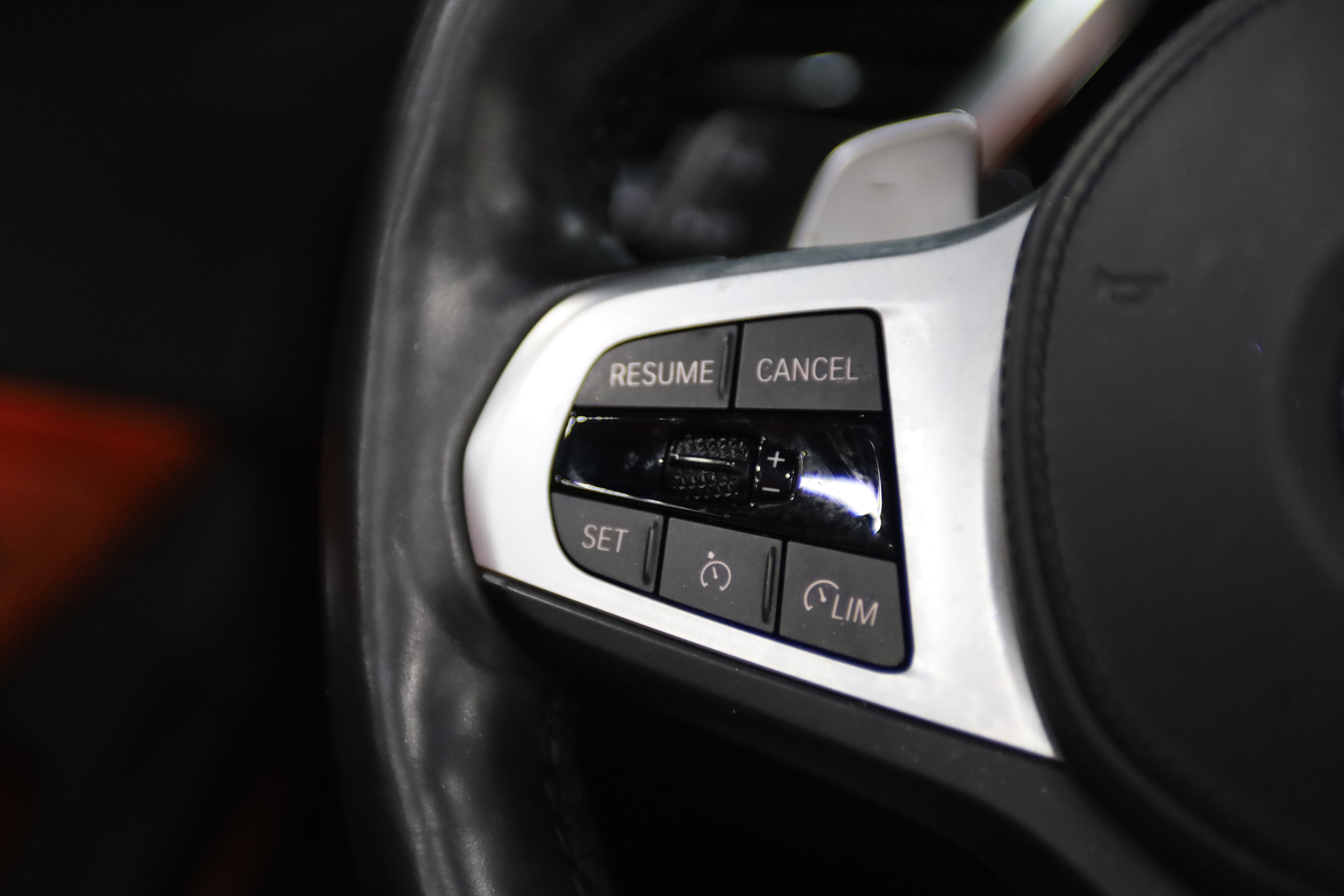 Used 2024 BMW Z4 M40i w/ Premium Package RWD image 25