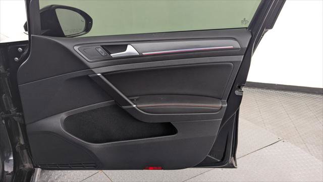 Used 2021 Volkswagen GTI SE image 23