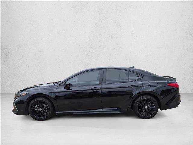 Used 2025 Toyota Camry SE w/ Convenience Package FWD image 4