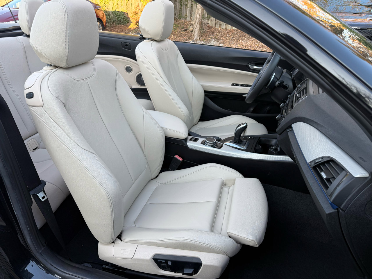 Used 2015 BMW M235i Convertible RWD image 44