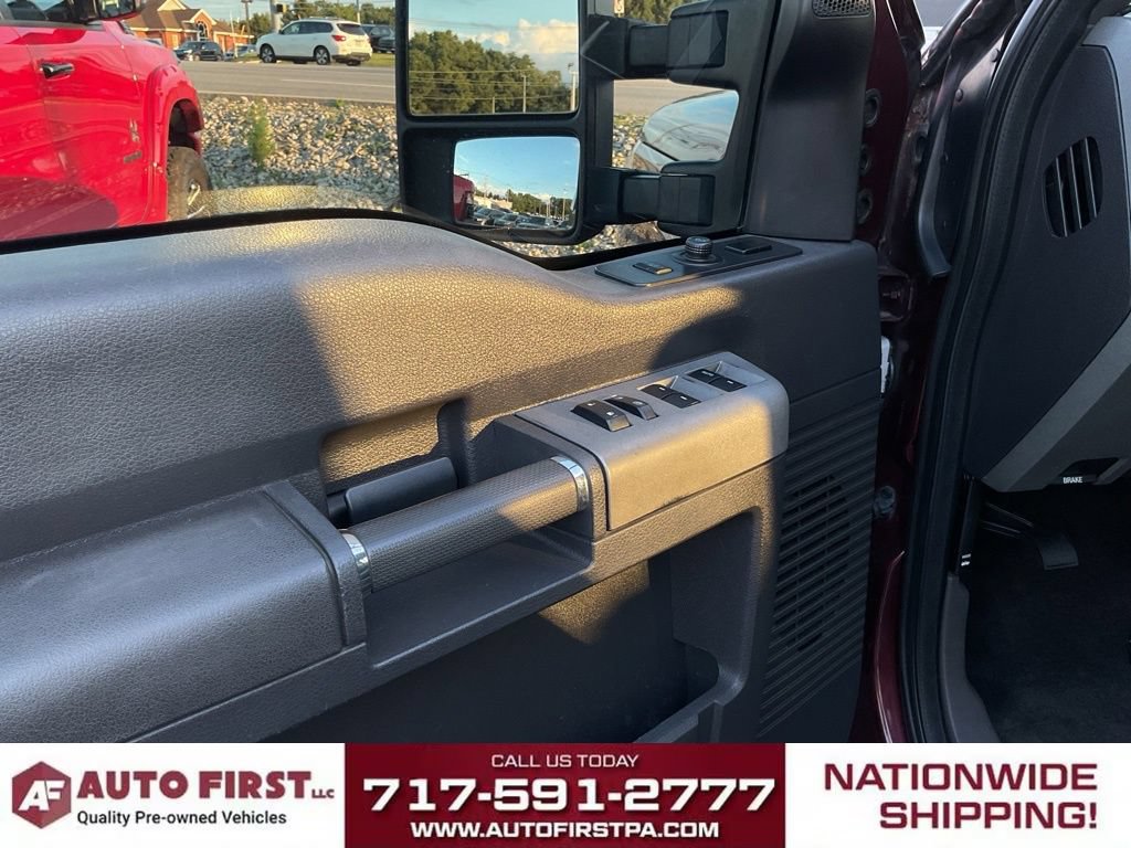 Used 2011 Ford F250 Lariat w/ Lariat Interior Pkg AWD/4WD image 7