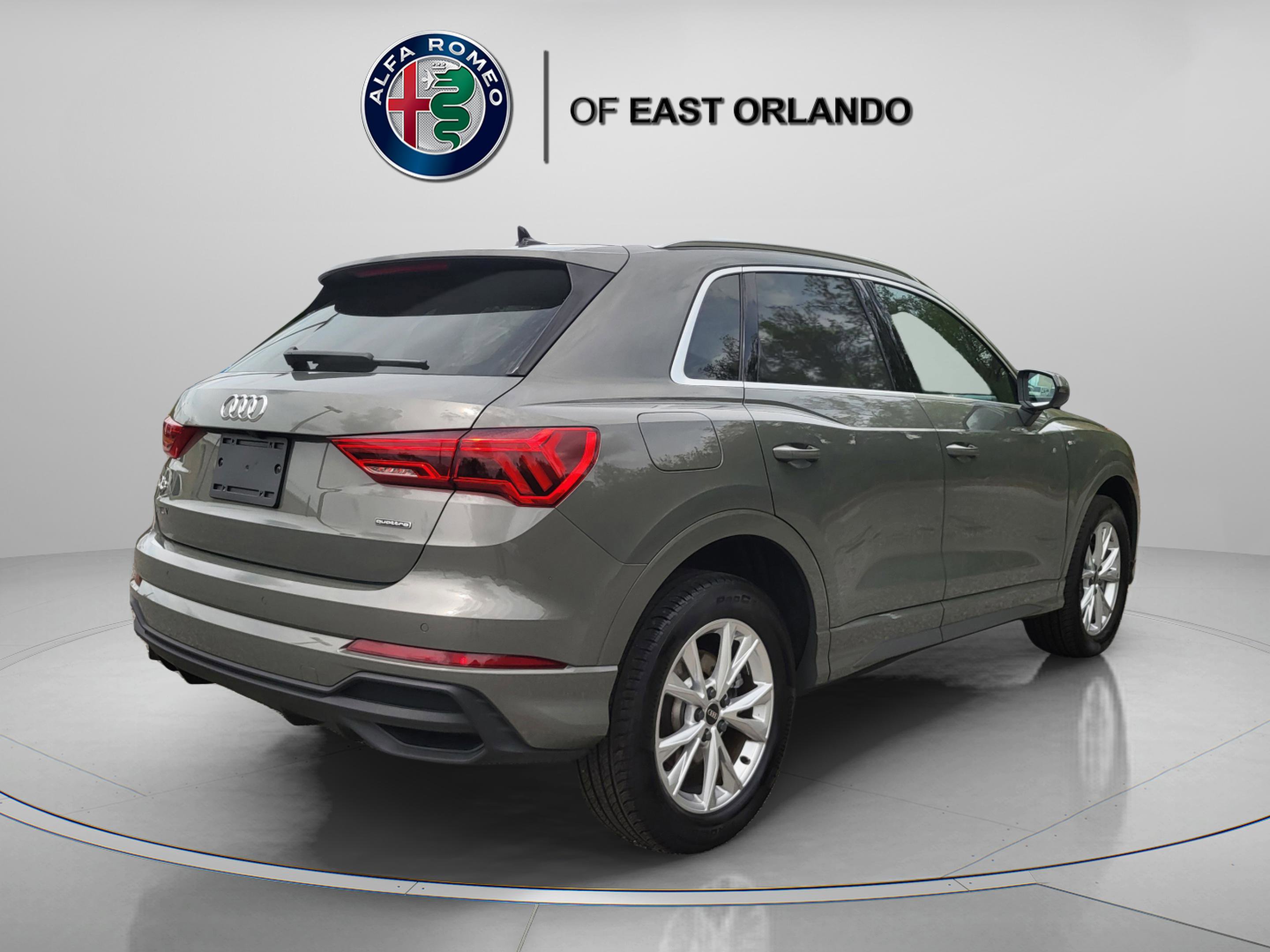 Used 2025 Audi Q3 2.0T Premium image 7