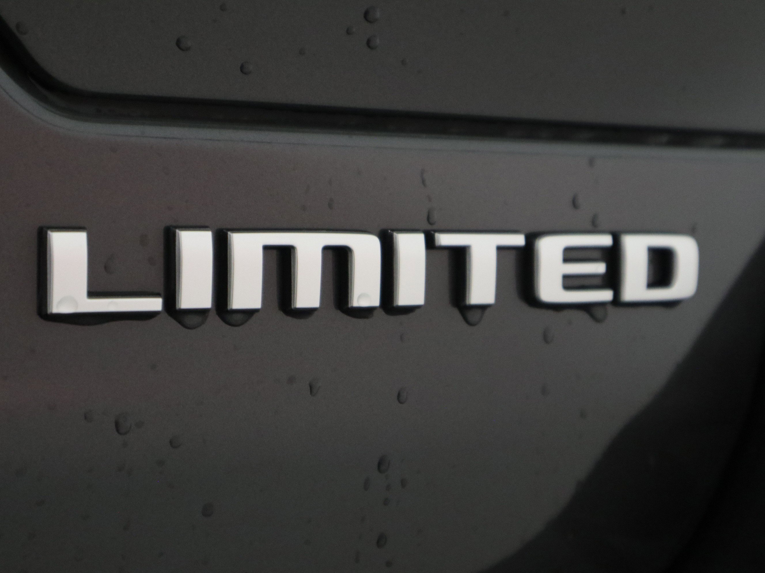 New 2025 Jeep Grand Cherokee Limited w/ Luxury Tech Group II image 38