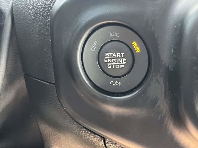 Used 2021 Jeep Gladiator Sport image 31