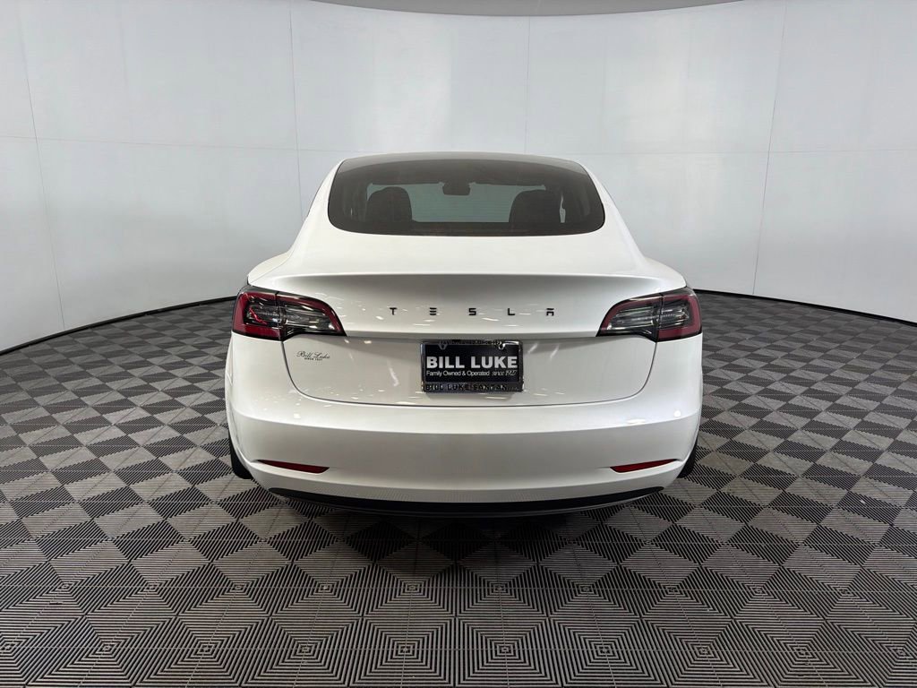Used 2023 Tesla Model 3 Standard Range image 5