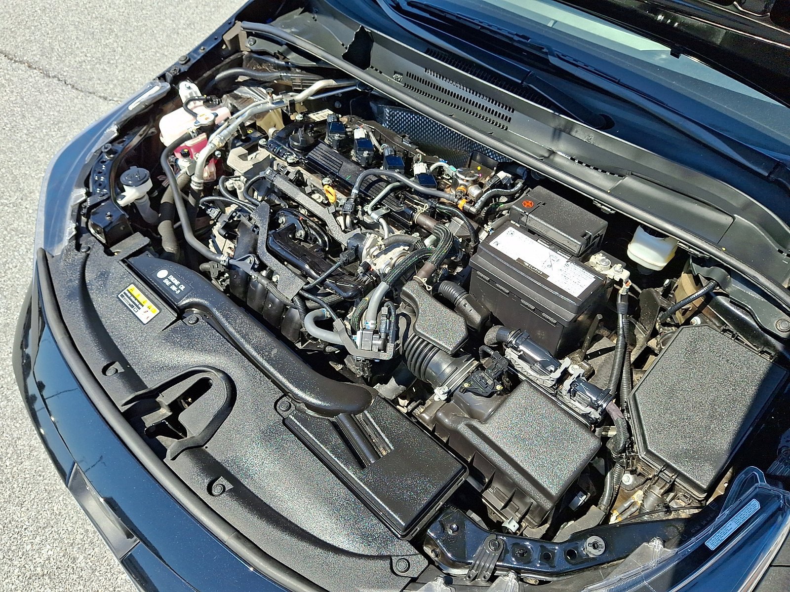 Used 2025 Toyota Corolla LE FWD image 27