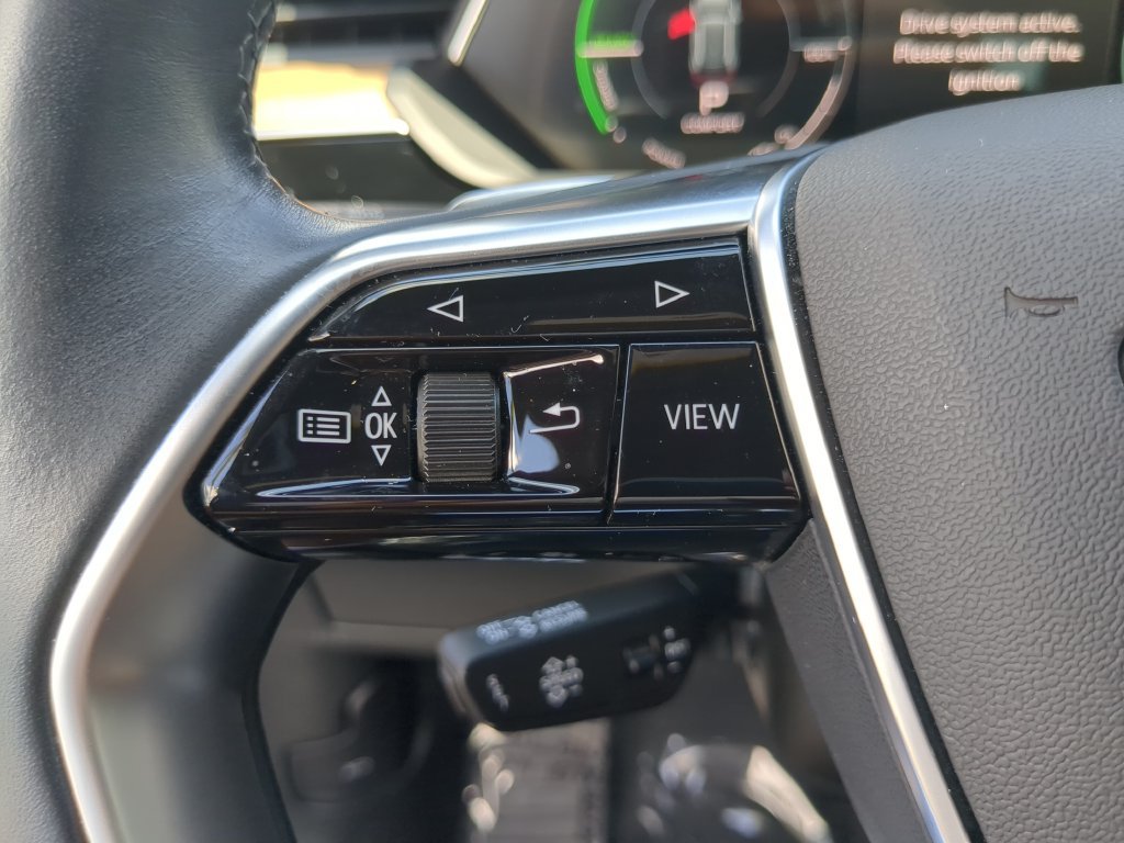 Used 2024 Audi Q8 e-tron Premium Plus w/ Premium Plus Package AWD/4WD image 30