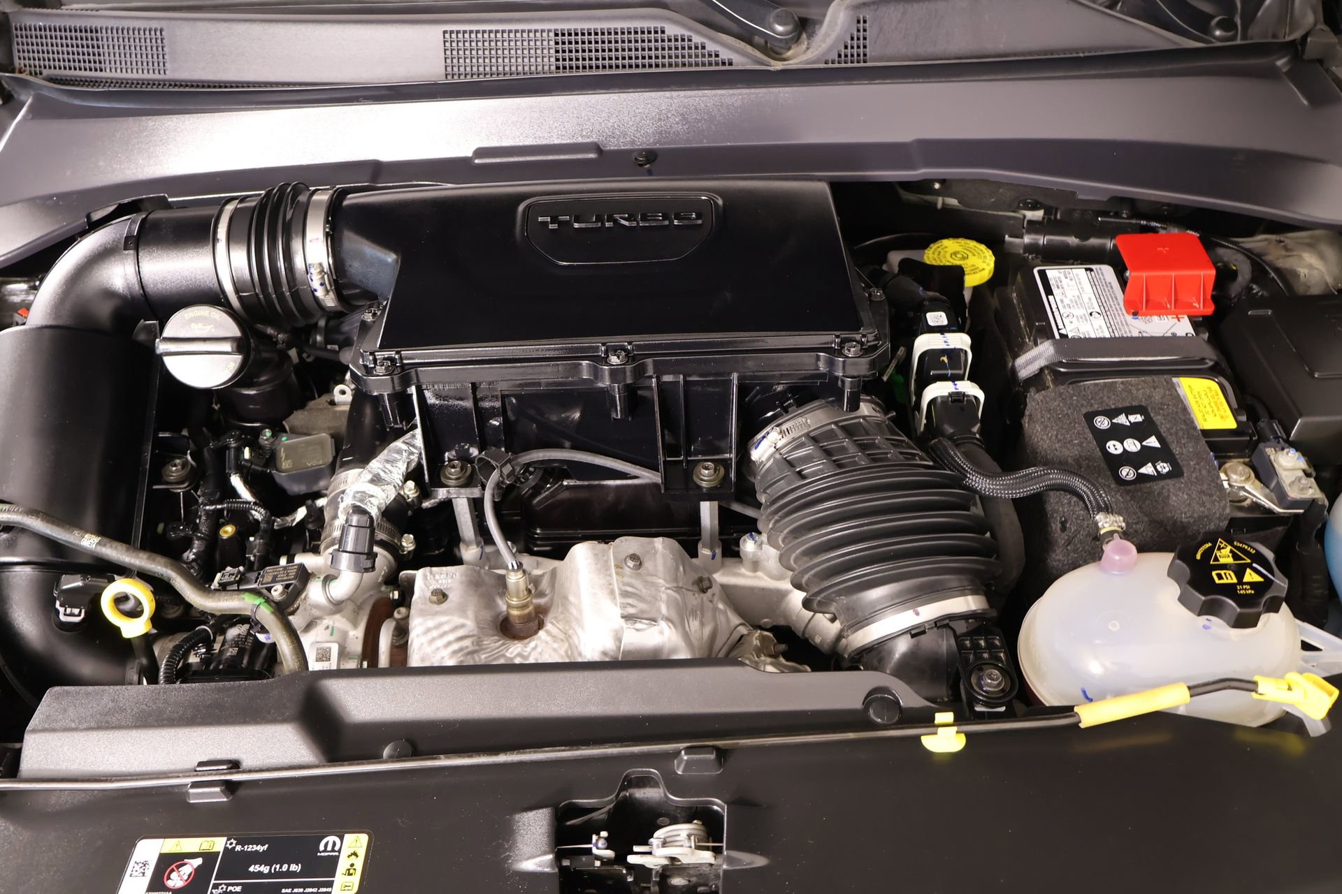 Used 2025 Jeep Compass Latitude w/ Sun & Sound Group AWD/4WD image 20