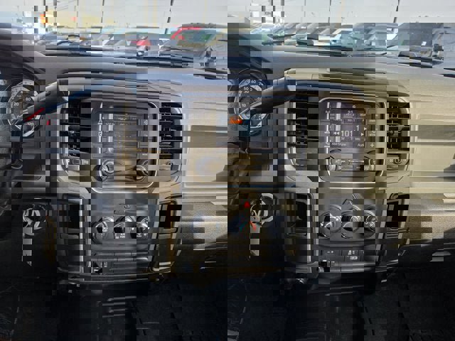 Used 2014 RAM 3500 Tradesman w/ Chrome Appearance Group image 16