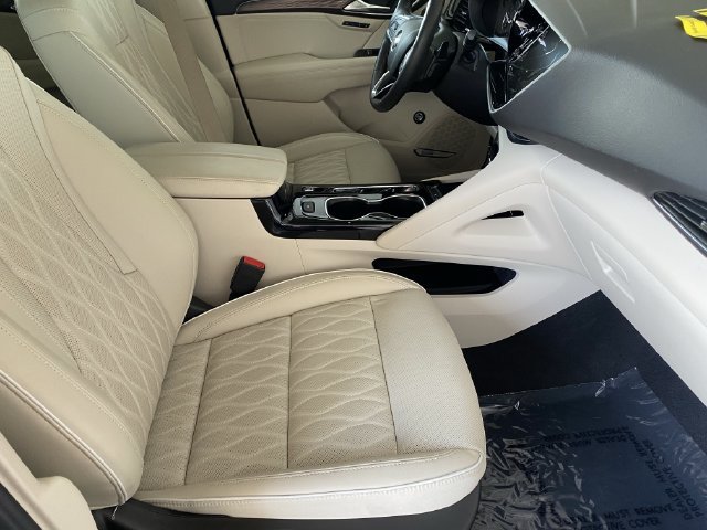 Used 2023 Buick Envision Avenir FWD image 10