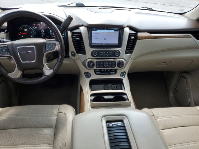 Used 2020 GMC Yukon Denali w/ Denali Ultimate Package AWD/4WD image 30